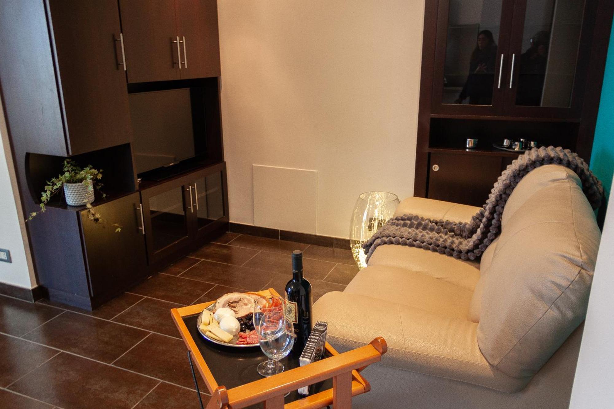 A Casa Di Marco Guesthouse - Apt Di Ciampino E Stazione Per Roma Marino Esterno foto