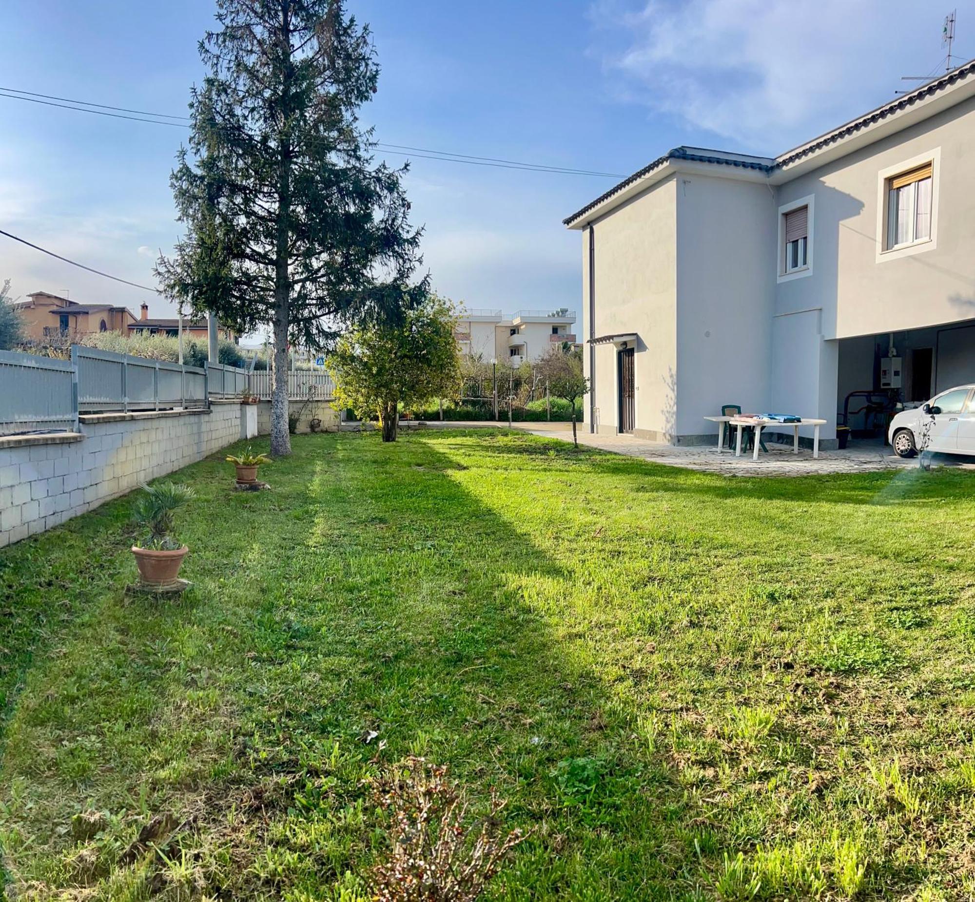 A Casa Di Marco Guesthouse - Apt Di Ciampino E Stazione Per Roma Marino Esterno foto